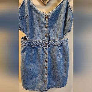 Euc Forever 21 jean dress size XS. Has cutout at waist. Super cute for summer!